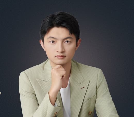 陈璟